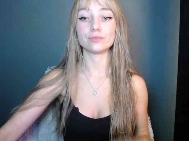 LuciaLovely webcam