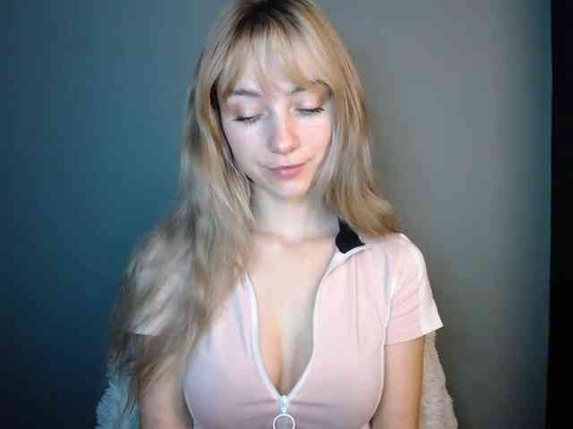 LuciaLovely LuciaLovely