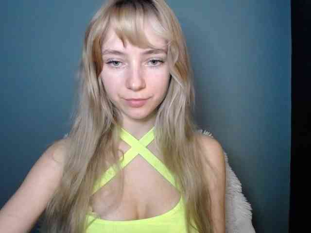 LuciaLovely webcam