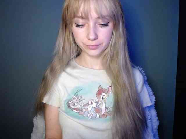 LuciaLovely webcam