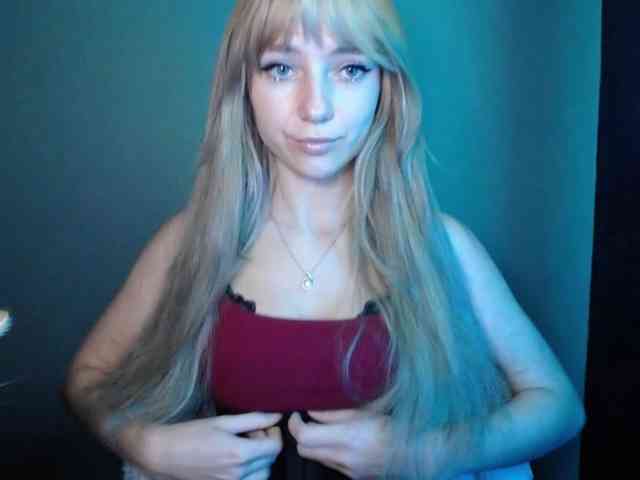 LuciaLovely webcam