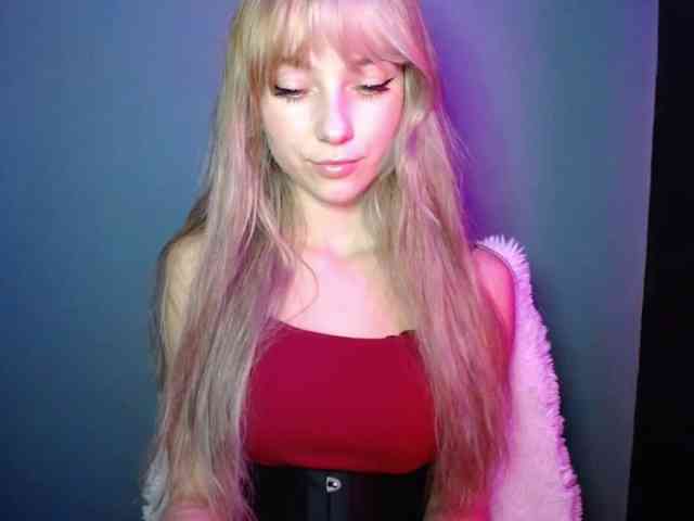 LuciaLovely webcam