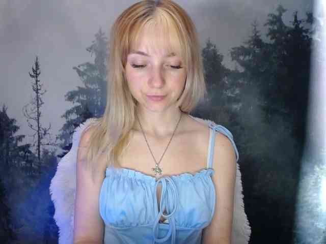 LuciaLovely webcam