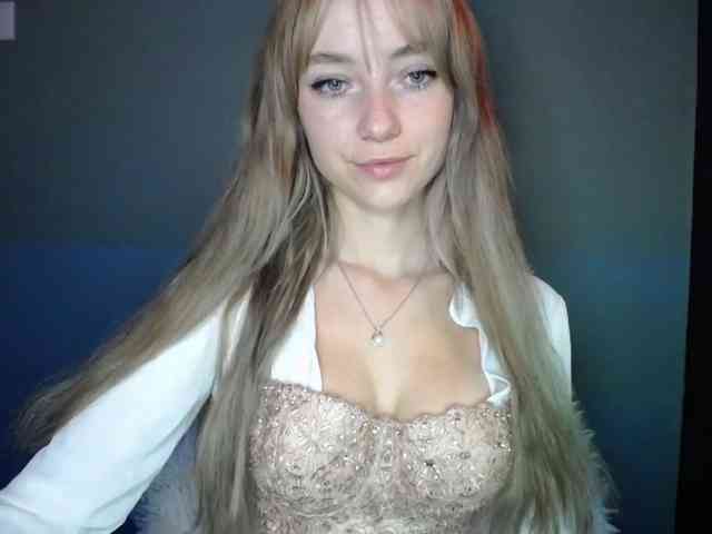 LuciaLovely webcam