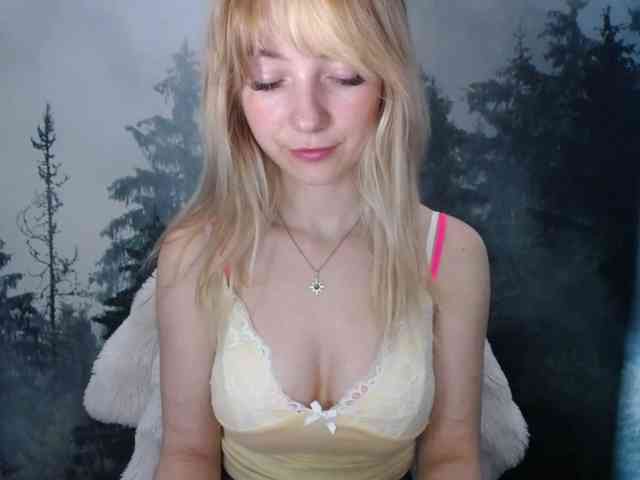 LuciaLovely webcam