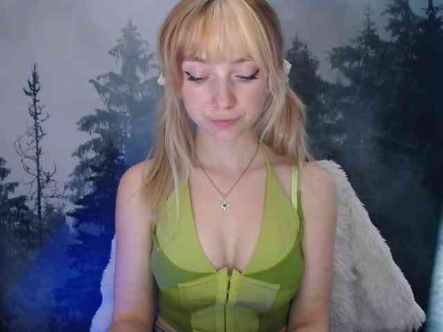LuciaLovely webcam