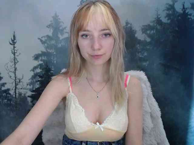LuciaLovely webcam