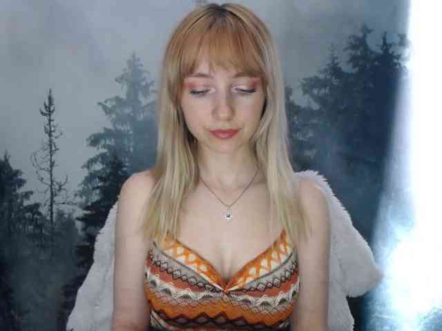 LuciaLovely webcam