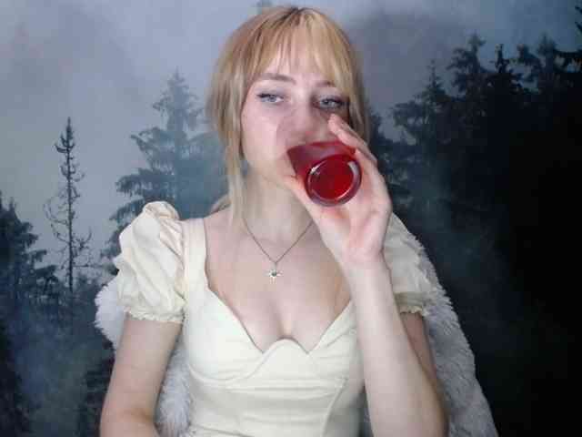LuciaLovely webcam