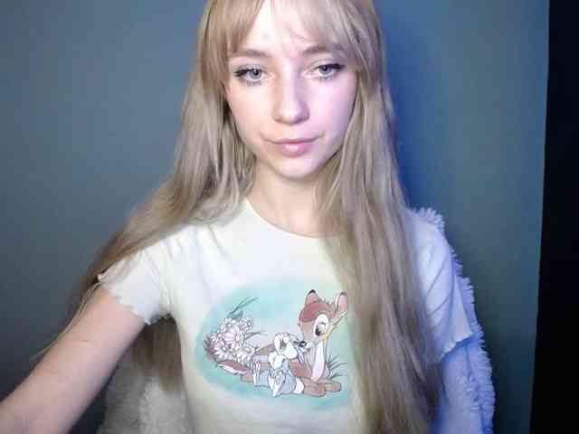 LuciaLovely webcam