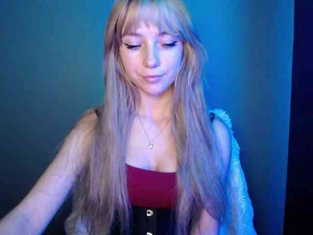 LuciaLovely webcam