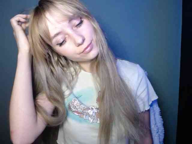 LuciaLovely webcam