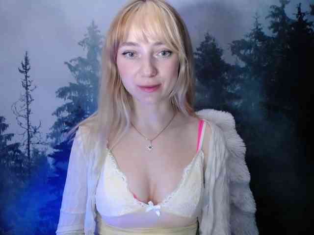 LuciaLovely webcam