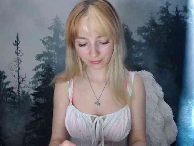 LuciaLovely webcam