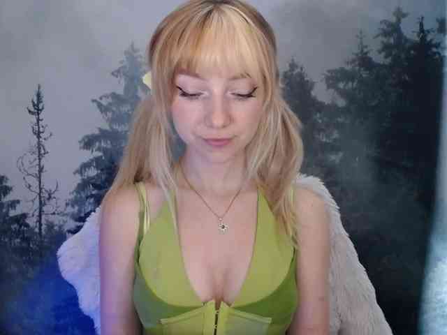LuciaLovely webcam