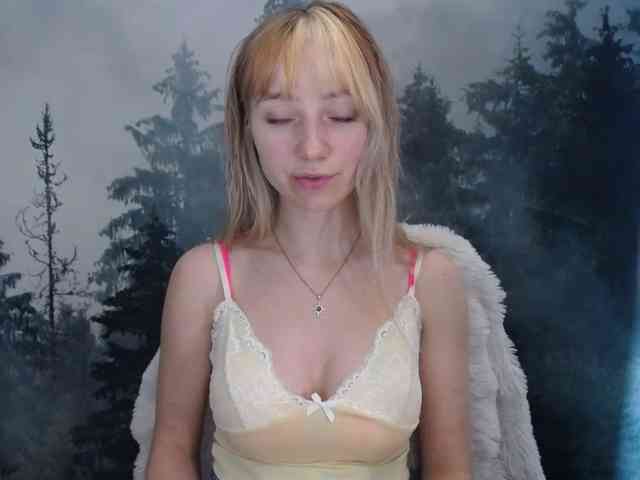 LuciaLovely webcam