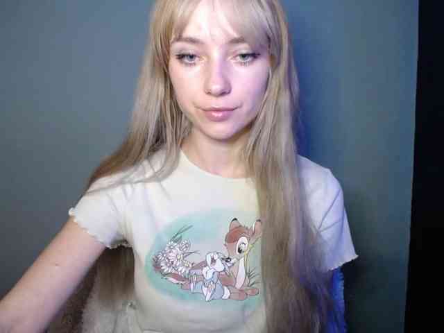 LuciaLovely webcam