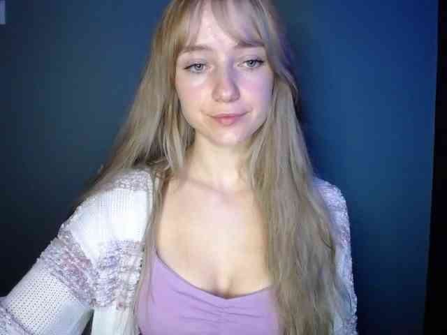 LuciaLovely webcam