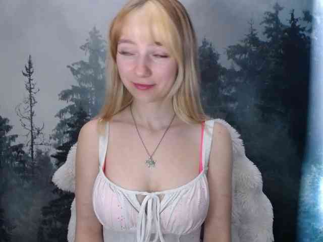 LuciaLovely webcam