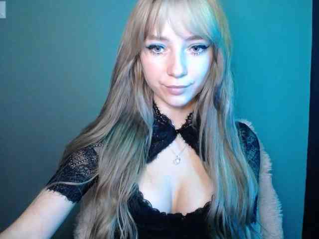 LuciaLovely webcam