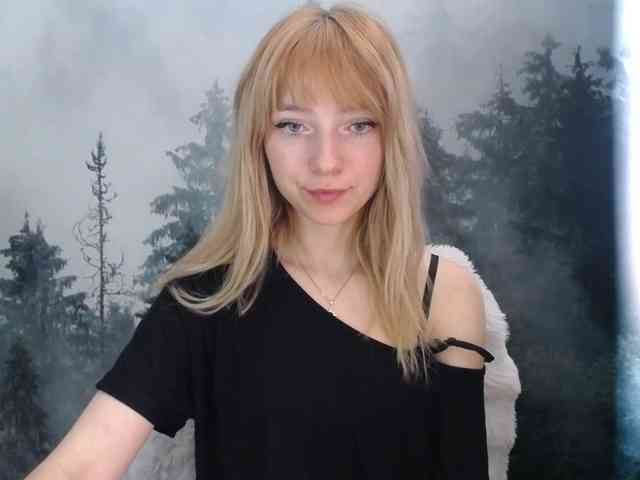 LuciaLovely webcam