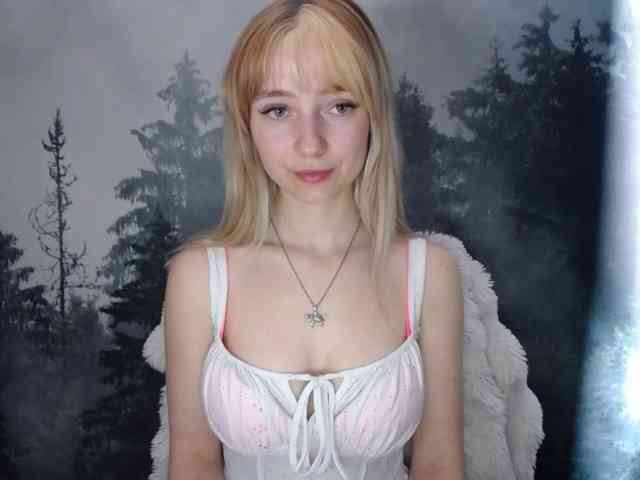 LuciaLovely webcam