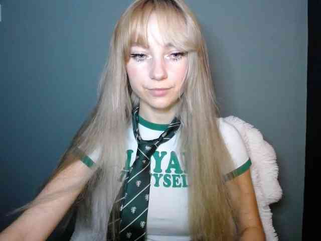 LuciaLovely webcam