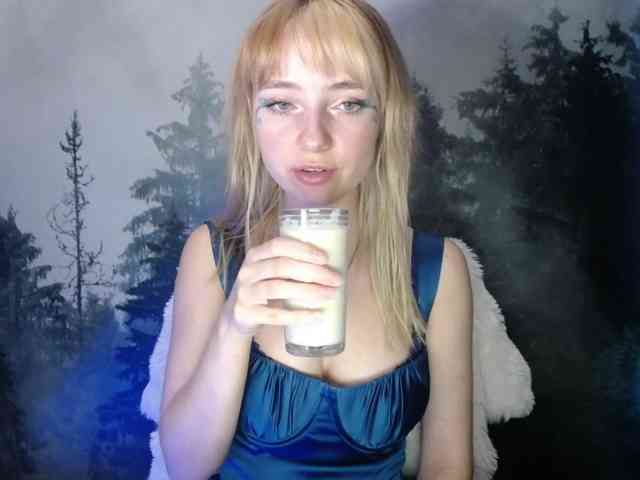 LuciaLovely webcam