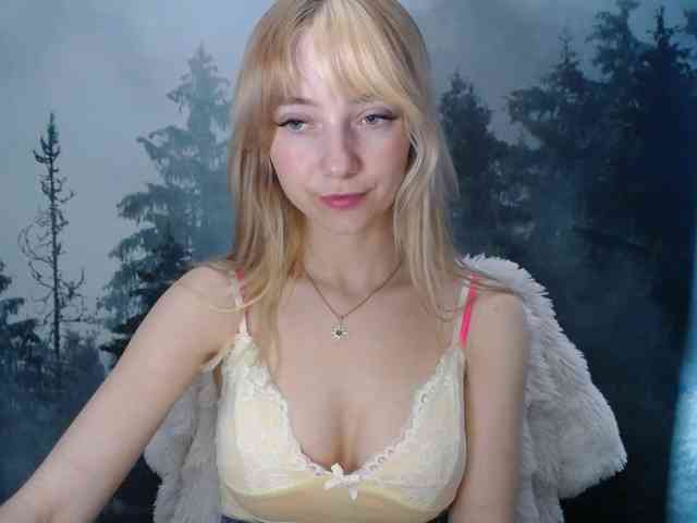 LuciaLovely webcam