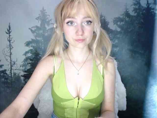 LuciaLovely webcam