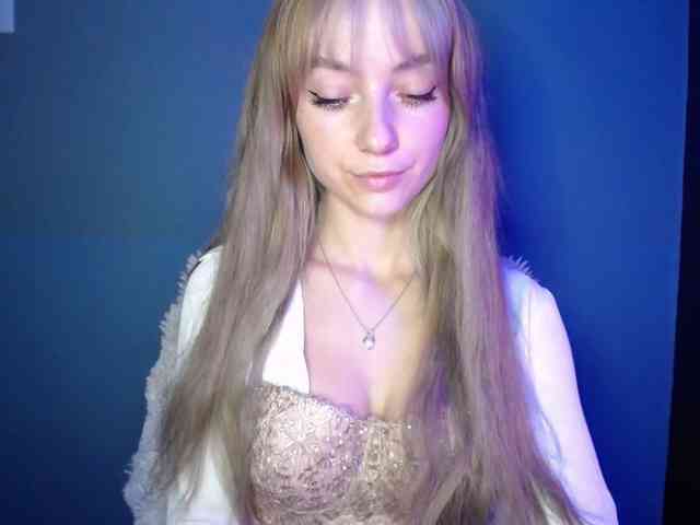 LuciaLovely webcam