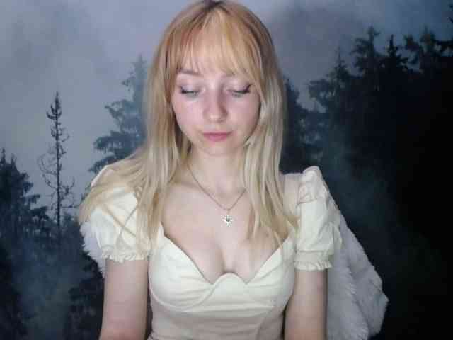 LuciaLovely webcam