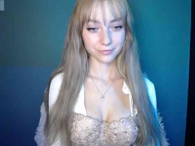 LuciaLovely webcam