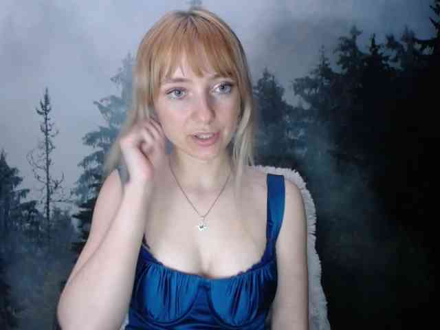 LuciaLovely webcam