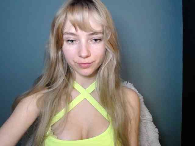 LuciaLovely webcam