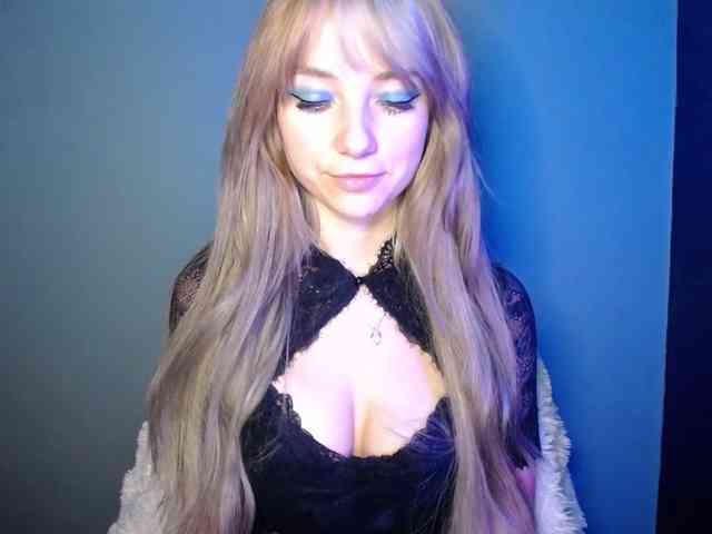 LuciaLovely webcam