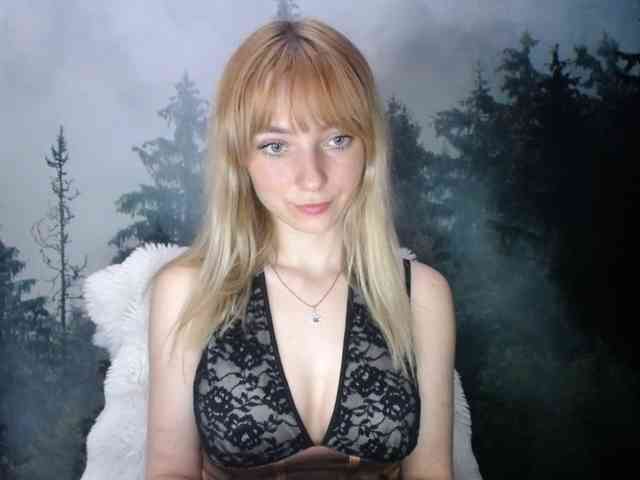LuciaLovely webcam