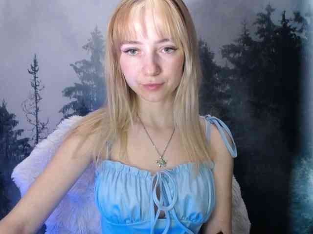 LuciaLovely webcam