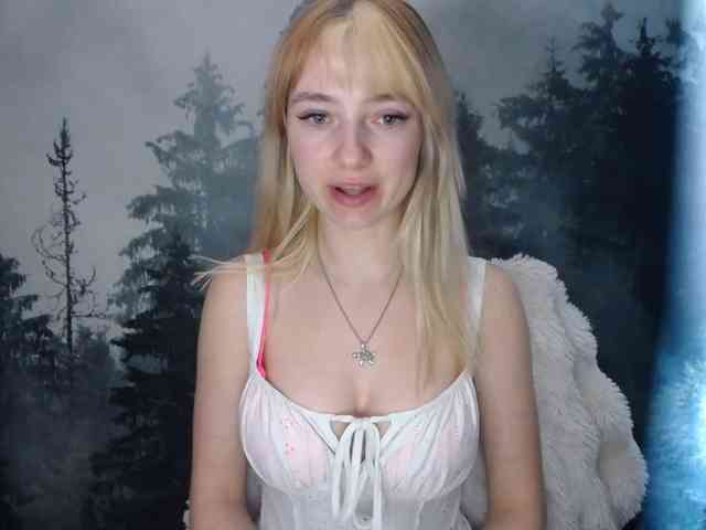 LuciaLovely webcam