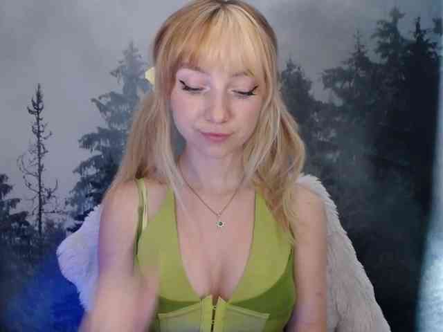 LuciaLovely webcam