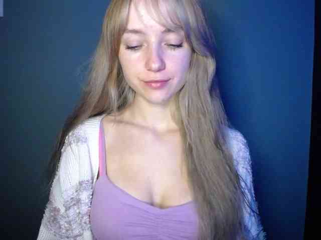 LuciaLovely webcam