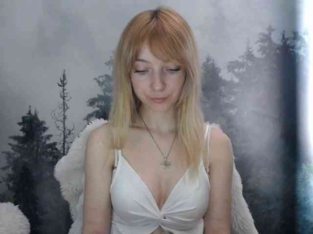 LuciaLovely webcam