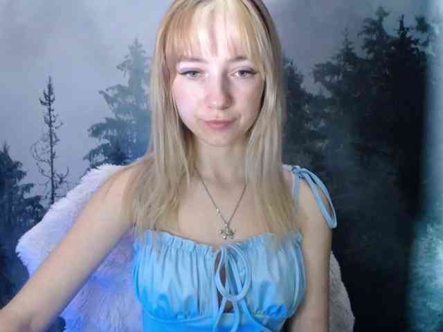 LuciaLovely webcam