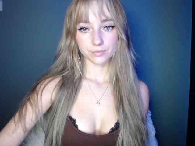 LuciaLovely webcam
