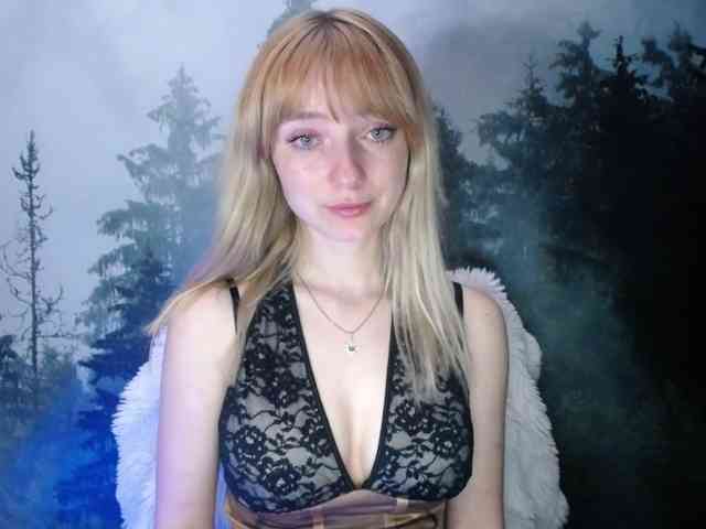 LuciaLovely webcam