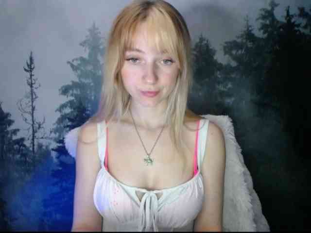 LuciaLovely webcam