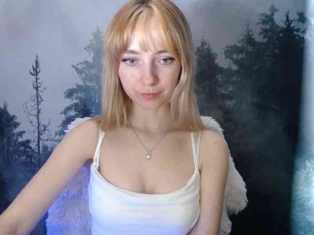 LuciaLovely webcam