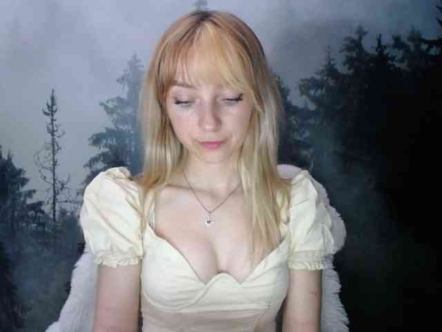 LuciaLovely webcam