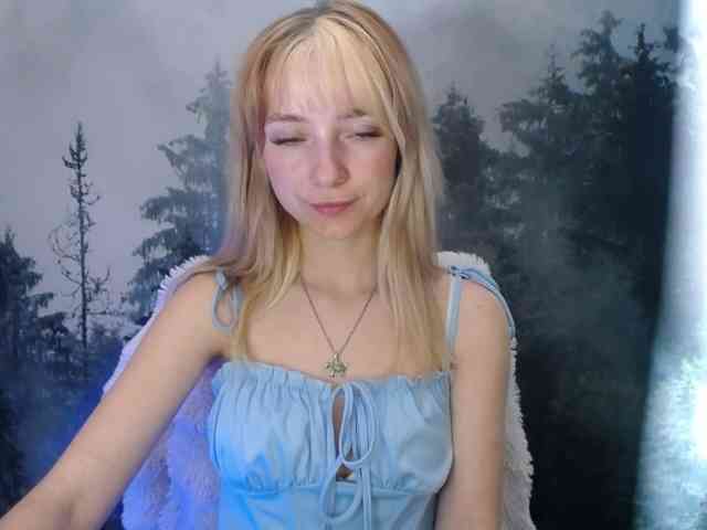 LuciaLovely webcam