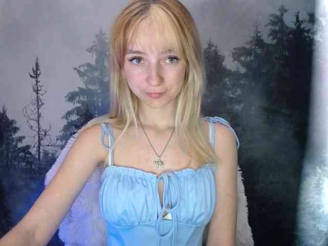 LuciaLovely webcam